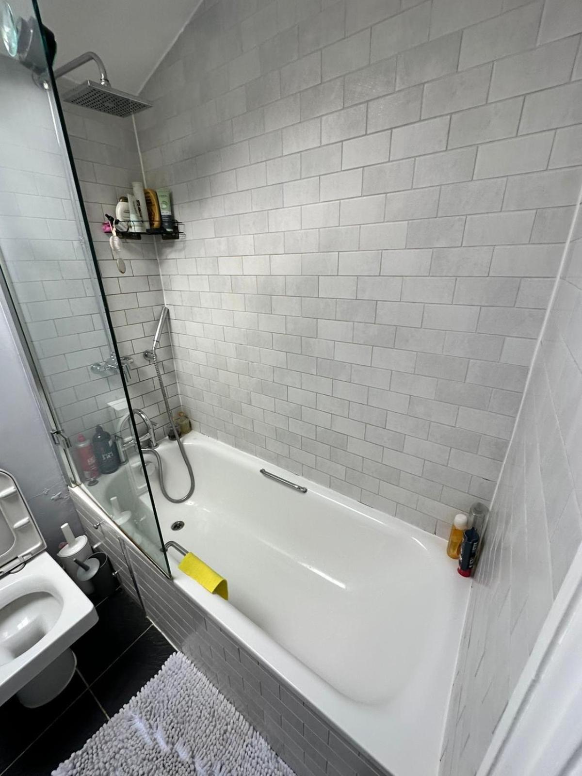 My Sky Secret Garden 1 Bedroom ロンドン エクステリア 写真