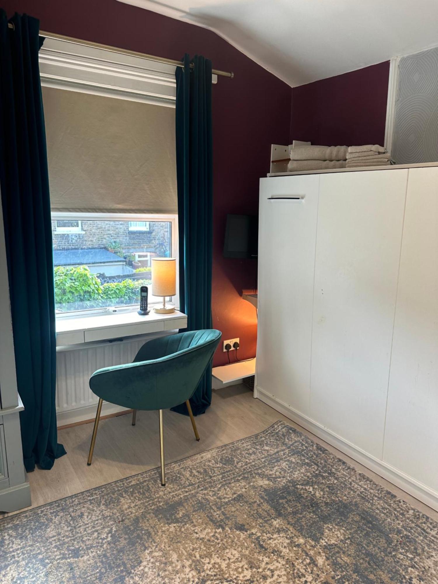 My Sky Secret Garden 1 Bedroom ロンドン エクステリア 写真