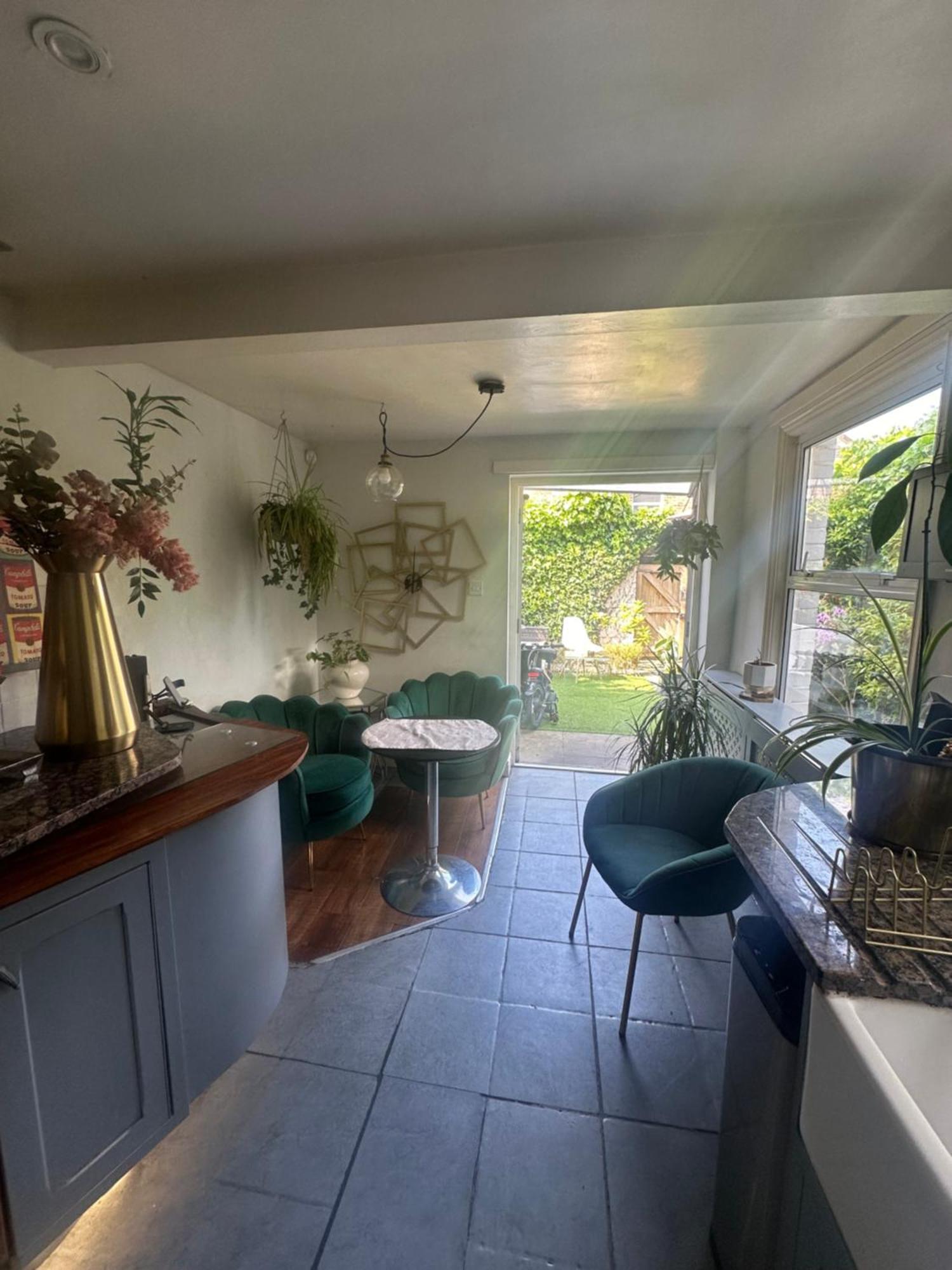My Sky Secret Garden 1 Bedroom ロンドン エクステリア 写真